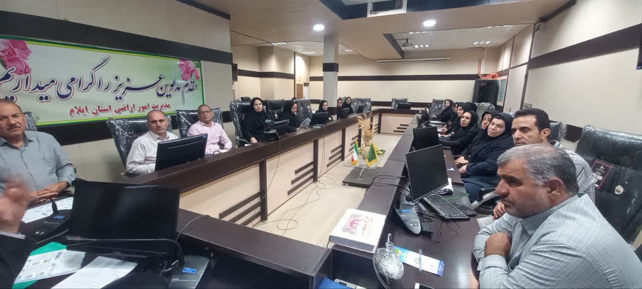 تداوم برگزاری دورههای آموزشی «ارتقای سواد آبی و مدیریت مصرف آب» در ایلام