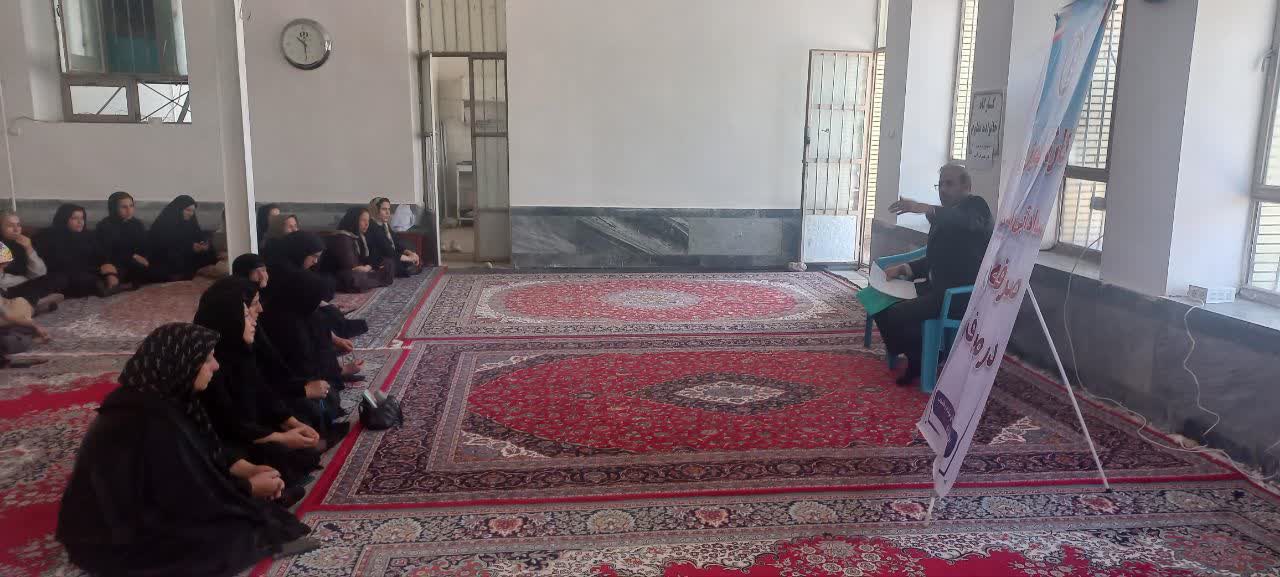 تداوم برگزاری دورههای آموزشی «ارتقای سواد آبی و مدیریت مصرف آب» در ایلام