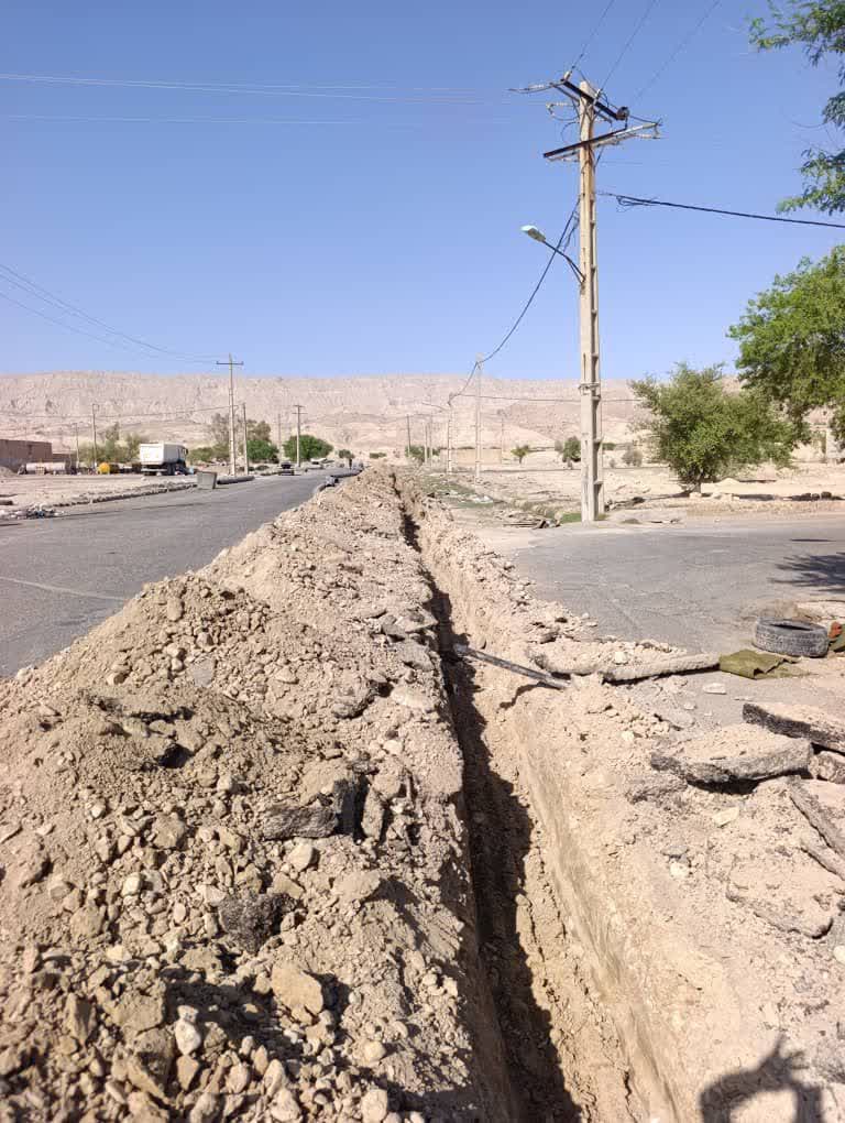 تعویض ۳۰۰ متر از خط انتقال آب شهر دهلران