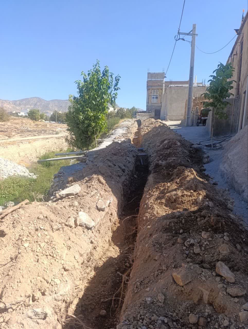 توسعه شبکه آب در محله پیچ اشوری و روستای مهدی‌آباد شهرستان ایلام