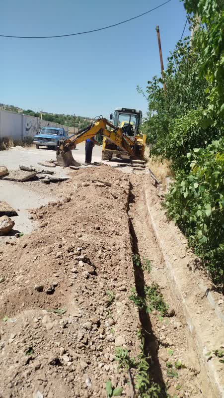 اصلاح و توسعهٔ ۶۸۵۰ متر شبکه توزیع و خط انتقال آب در شهرستان سیروان